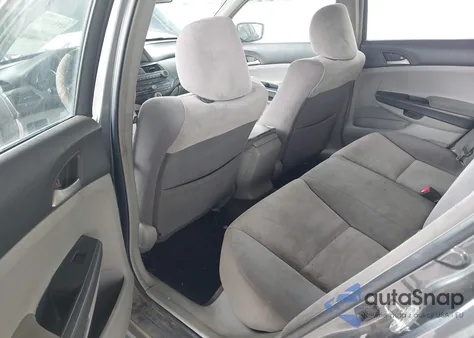 2008 Honda Accord 2.4 Lx z USA, uszkodzony, nr VIN 1HGCP26388A019120